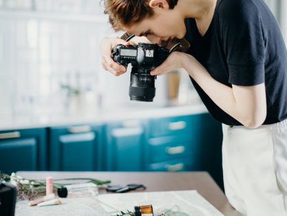 Use photos to bring your story to life